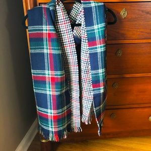 Jewel reversible plaid/Houndstooth blanket scarf